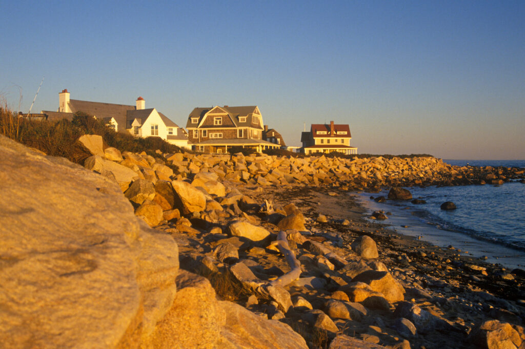 Why Rhode Island Homeowners Should Invest in High-Quality Exterior Paint