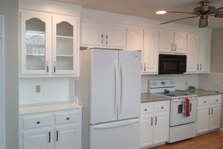 Kitchen Cabinet Refinishing in Newport