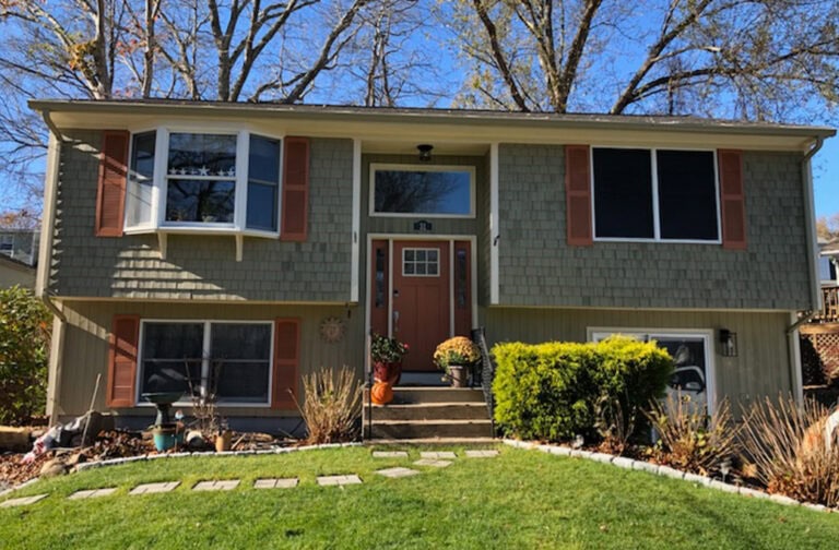 Enhancing Your Home's Exterior with Accent Colors and Trims Enhancing Your Home's Exterior with Accent Colors and Trims