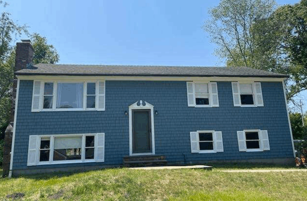 Exterior Painter Near Warwick, RI