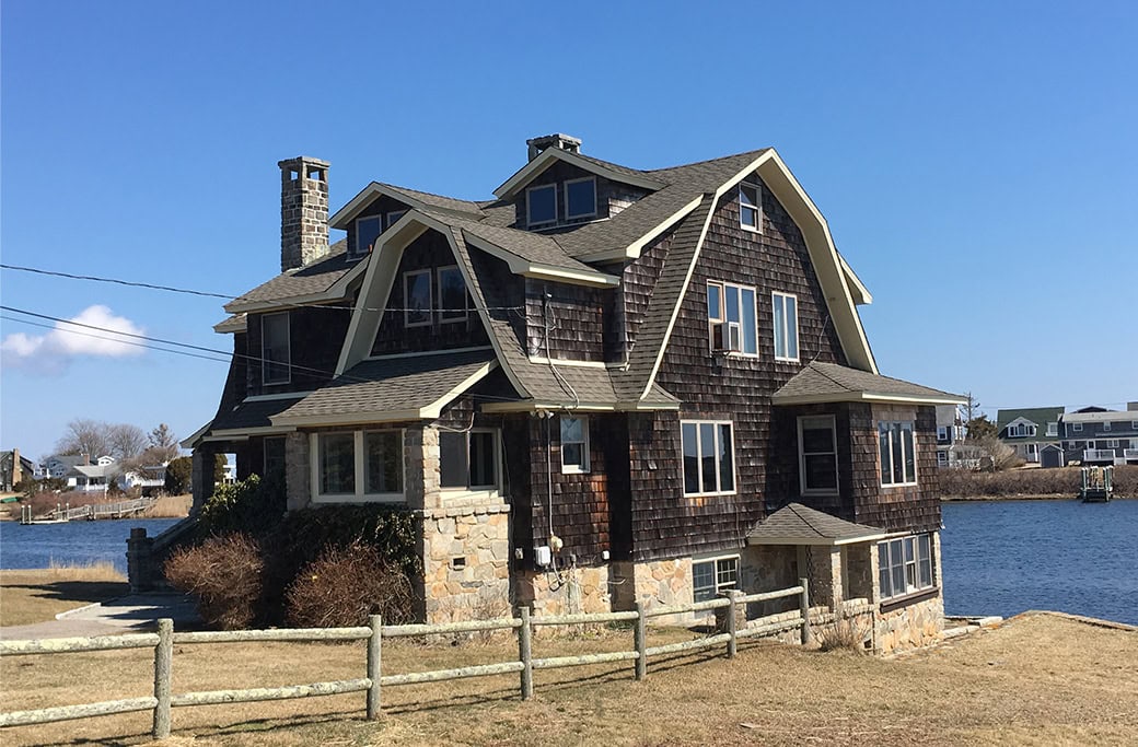 Signs Your Exterior Needs a New Paint Job